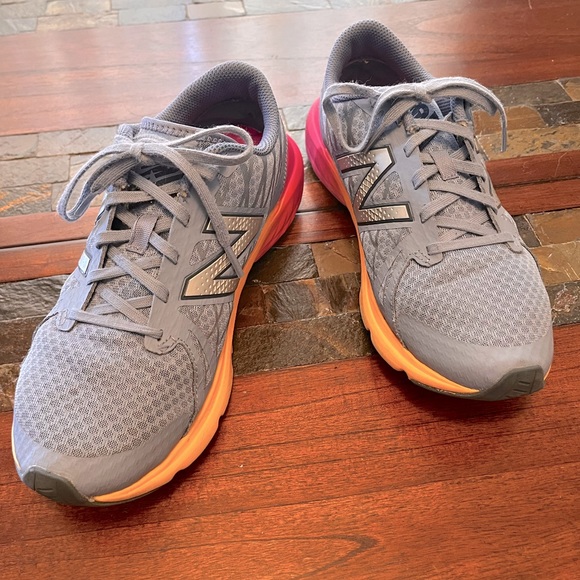 New Balance Women’s Size 9 Speed Ride  690v Running Shoes Blue Orange Pink - Picture 2 of 12